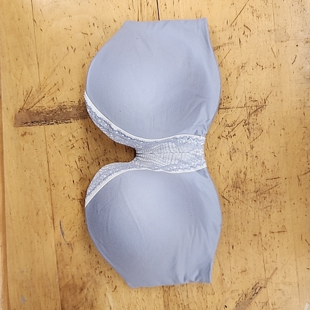 Victoria's Secret Light Blue Strapless Lace-Trim Bra